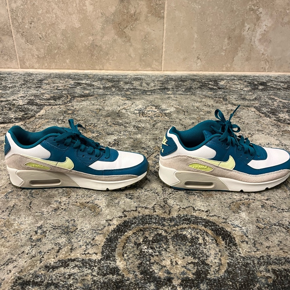 Nike Air Max 90 LTR "White/Barely Volt/Bright Spruce/Phantom"